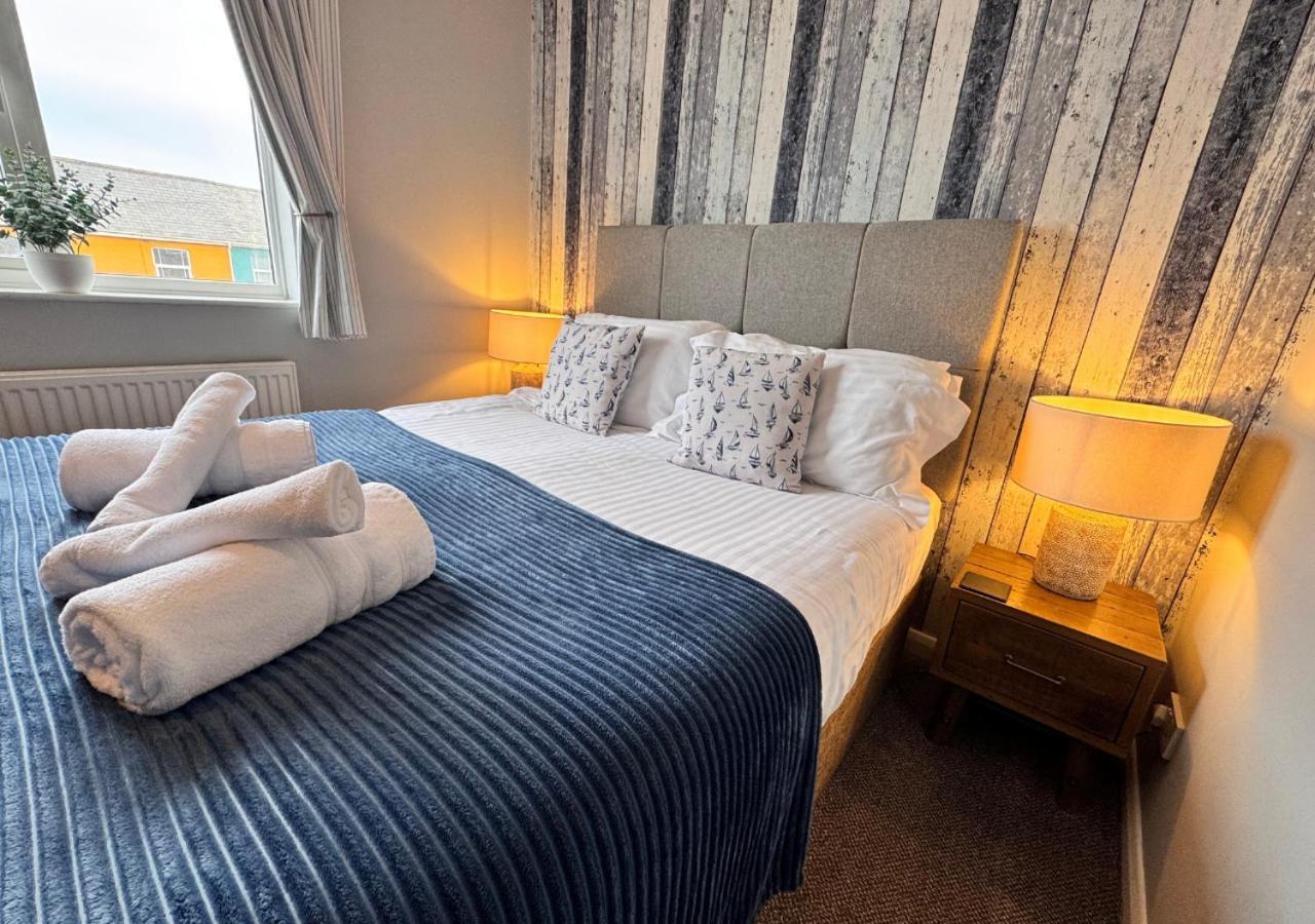 The Waterfront Inn Уестуърд Хоу Екстериор снимка