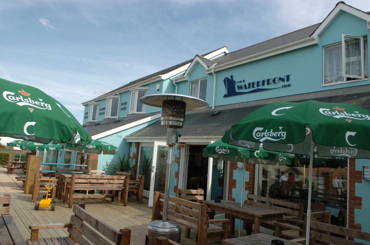 The Waterfront Inn Уестуърд Хоу Екстериор снимка